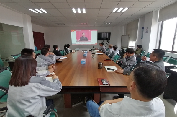 1 学习二十大.jpg 1 学习二十大.jpg