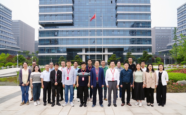 党建会.jpg 党建会.jpg